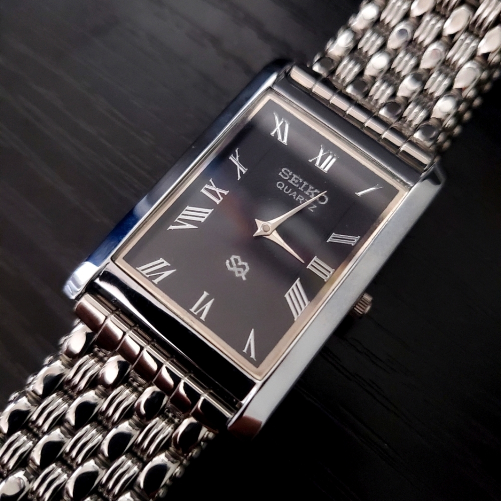 🔥RARE - NEW Old Stock Seiko SQ Tank Roman Dial Quartz Men's Watch - Picture 1 of 4